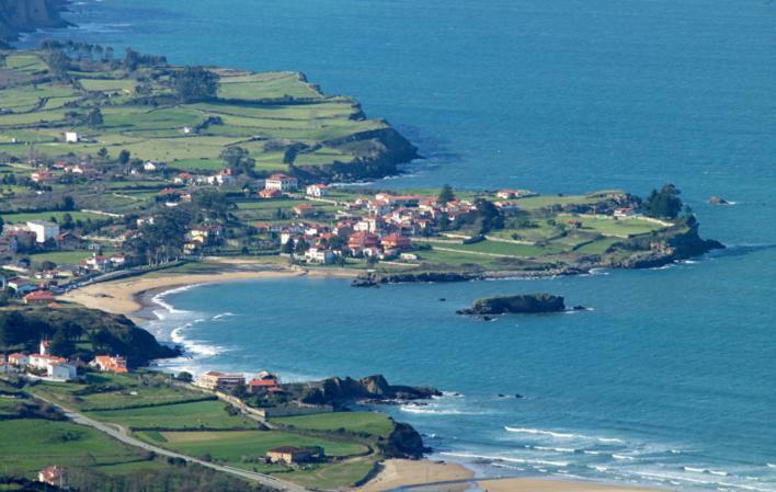 Casa Rural El Ferjo Colunga Exteriör bild
